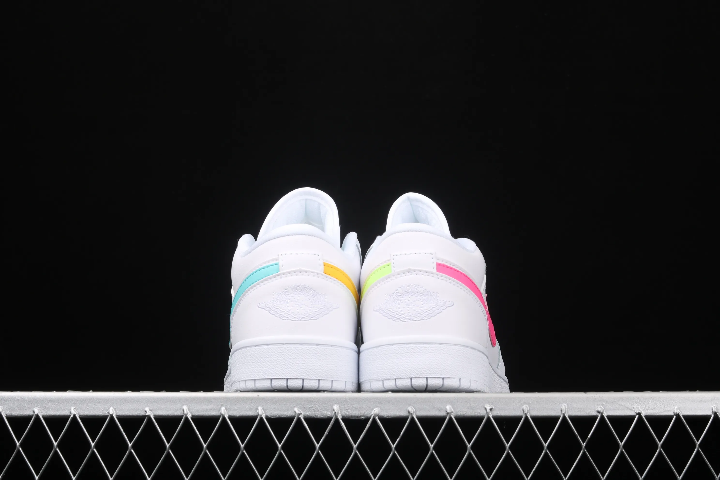 All categories Air Jordan Jordan series basketball shoes Air Jordan 1 Low Air Jordan 1 Low "White Multi" AJ1 Joe 1 four-color mandarin duck low-top cultural and leisure sports sneakers CW7035-100